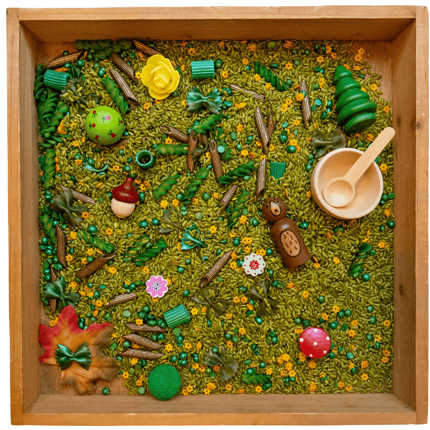 Busy Bear Pour and Play