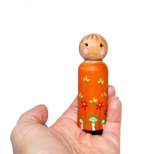 Peg doll set, Montessori toys, Waldorf Toys, Wood Toys, Wooden Toys, gifts for kids, eco toys, sensory toys, open ended toys, imaginative toys, pretend toys, girl toys, boy toys, wooden peg dolls, custom peg dolls, season peg dolls, large peg dolls, peg doll family, Waldorf peg dolls, pretend play, busy box, Reggio toys, loose parts play, open ended play, garden peg dolls
