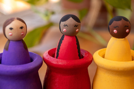 Montessori toys, best Montessori toys, peg dolls painted, open ended toys Montessori toys for 3 year olds, Montessori toys by age, Montessori toys benefits Montessori toys for toddlers, Montessori educational toys, Montessori wooden toys, Where to buy Montessori toys, wooden Montessori toys, color sorting toys, color sorting for toddlers, best color sorting toys, color sorting games, open ended toys, loose parts play, Montessori sorting toys, Montessori wooden toys for 3 year olds, wooden peg dolls
